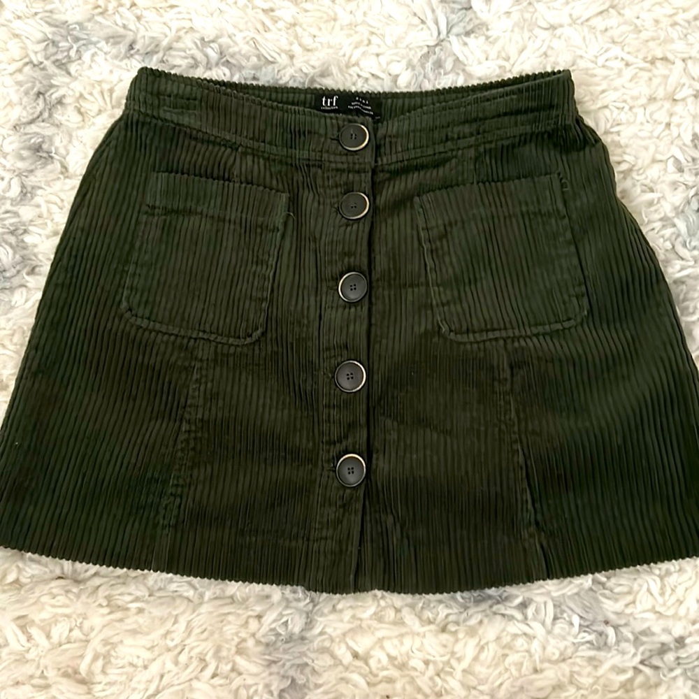 Zara corduroy button front mini skirt NWOT SIZE SMALL